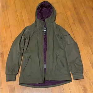 Burton dry ride “The White Collection” ski coat